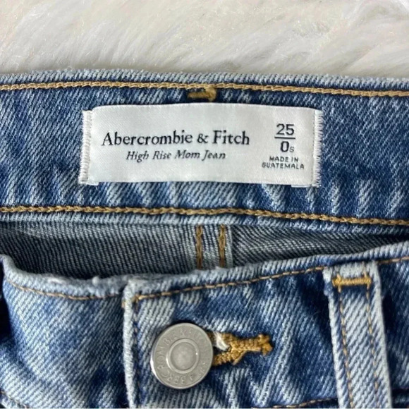 Abercrombie & Fitch High Rise Mom Jeans Taper Straight Denim Size 0 Short 25 - Picture 4 of 7